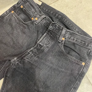 Levis Jeans 501 - Fina Levis inte använda så många gånger. Stolek W31 och L30 