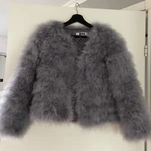 Dennis Maglic - Jättefin pälsjacka från Dennis Maglic, nyskick! 