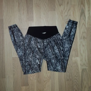 Träningstights - Mönstrade