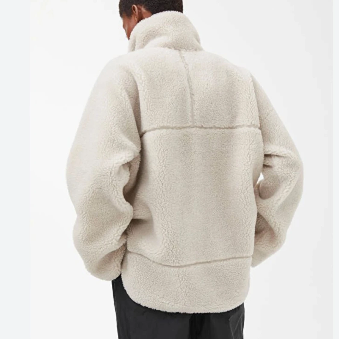 Beige teddyjacka från Arket - 92