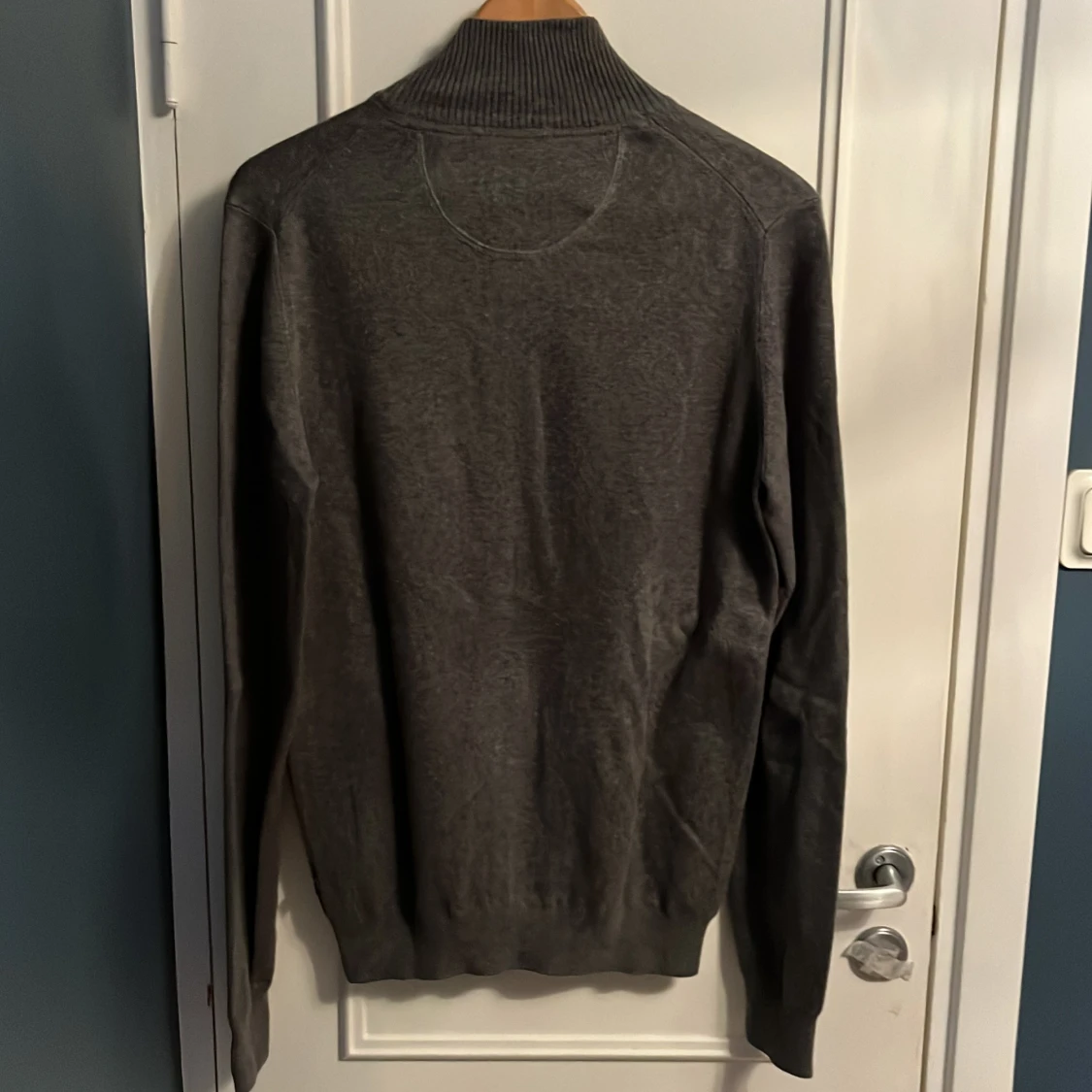 East West Turtle neck med dragkedja - 90