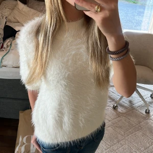 kortärmad tröja - kortärmad o tröja med mer fluff❤️🥰
