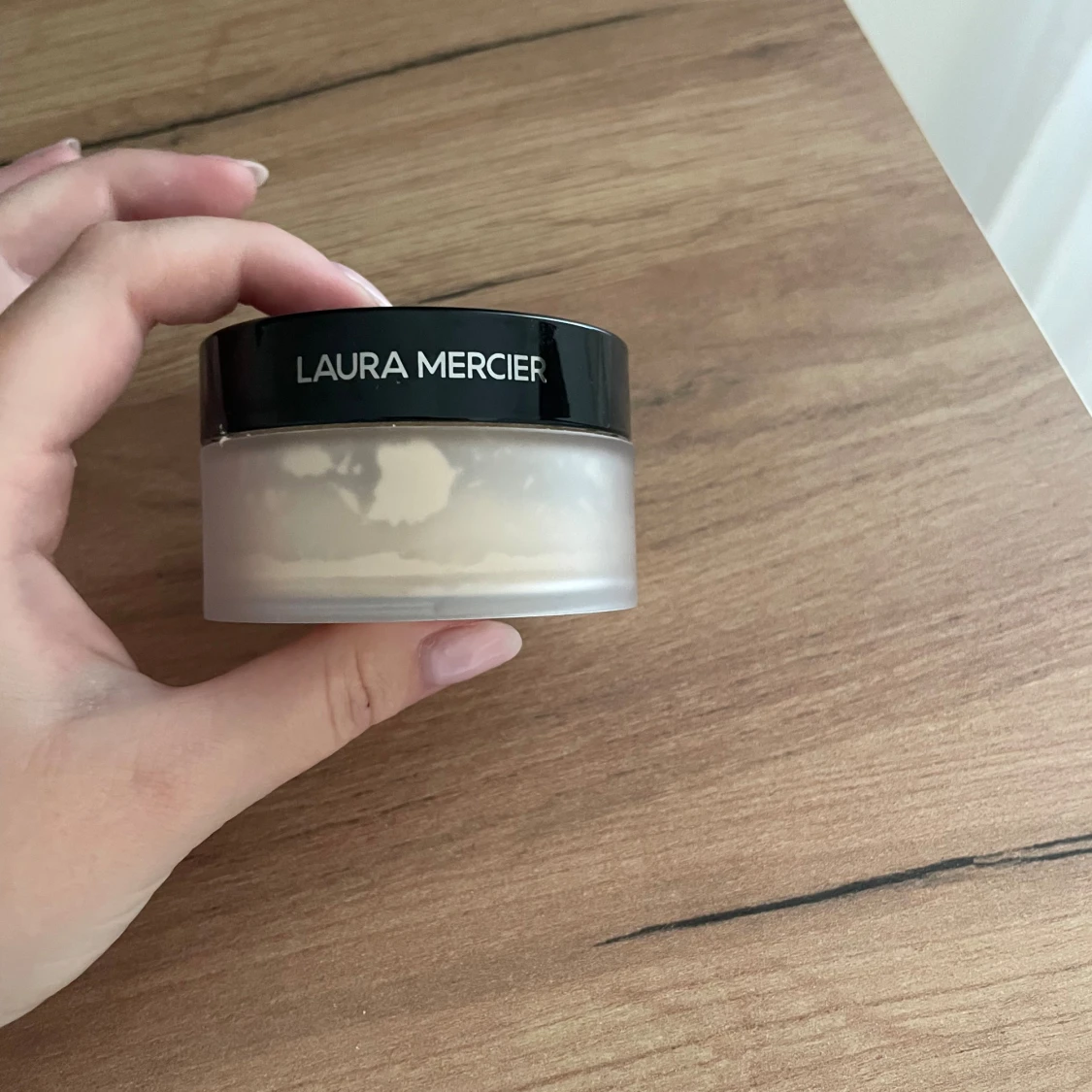 Laura Mercier puder - 90
