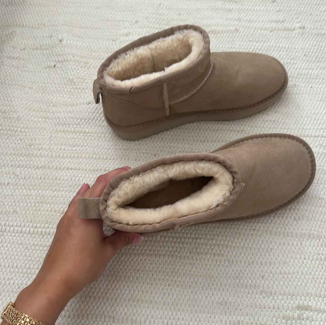 Beige kängor med foder - 90