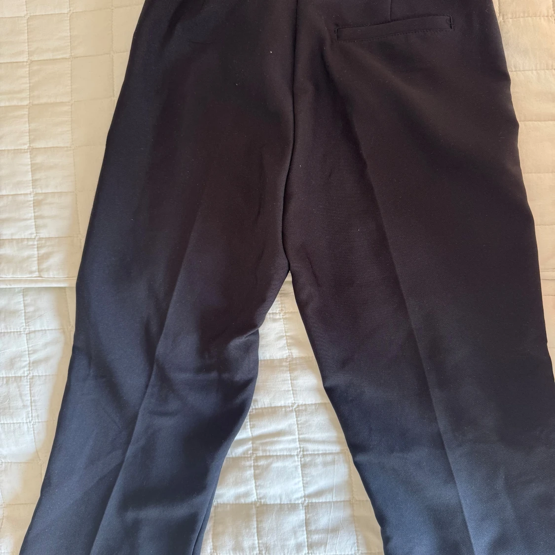 Svarta kostymbyxor med bootcut - 3