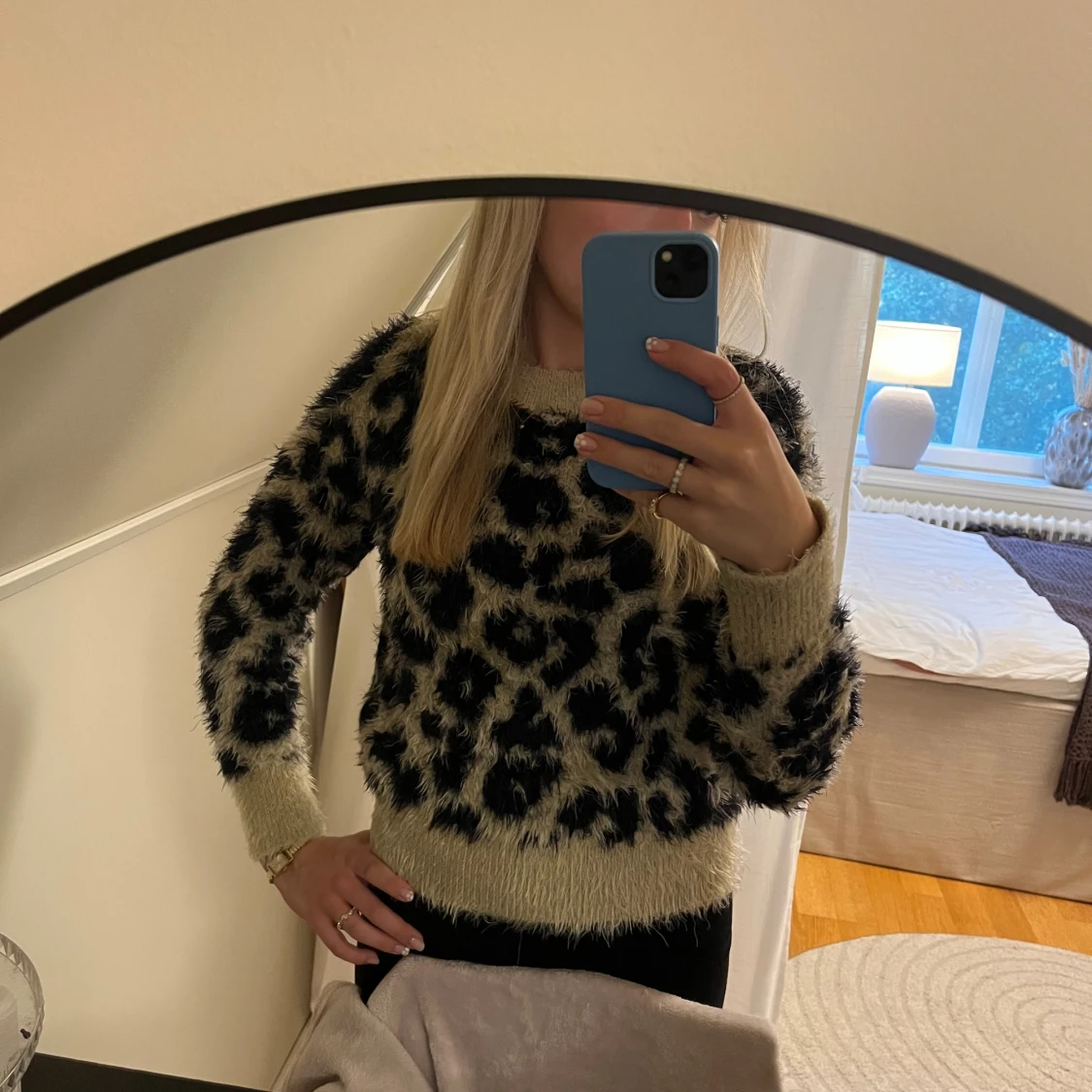 Leopardmönstrad tröja