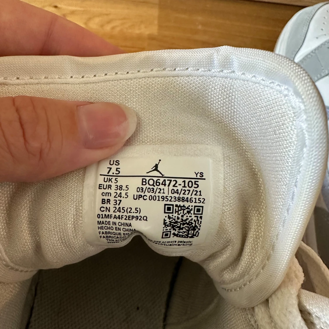 Nike Air Jordan 1 Mid vit/grå 38.5 - 3