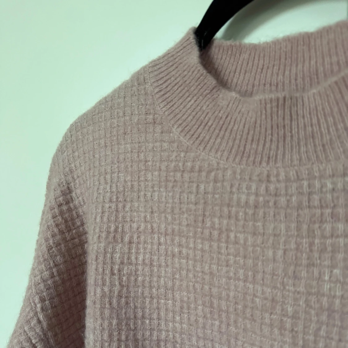 Kabelstickad tröja, dust pink, nästan helt oanvänd - 3