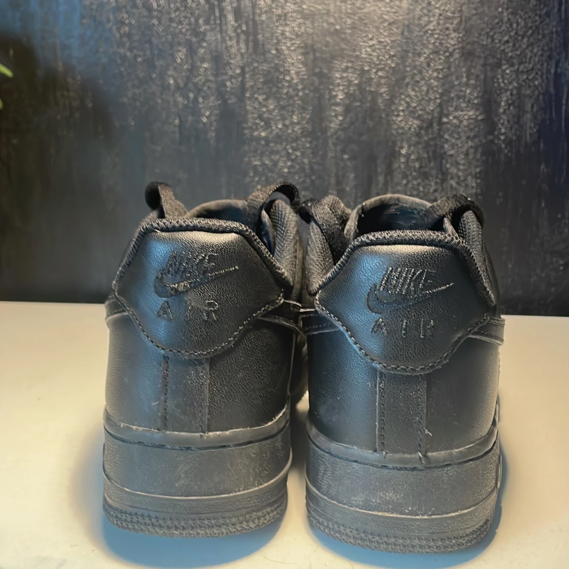 Nike Air Force 1 Low Svarta Sneakers - 1