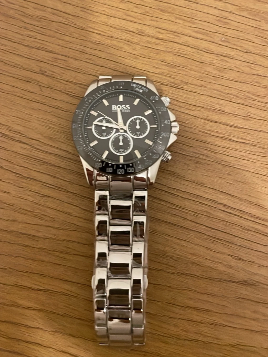 Silverfärgad Hugo Boss klocka - 5