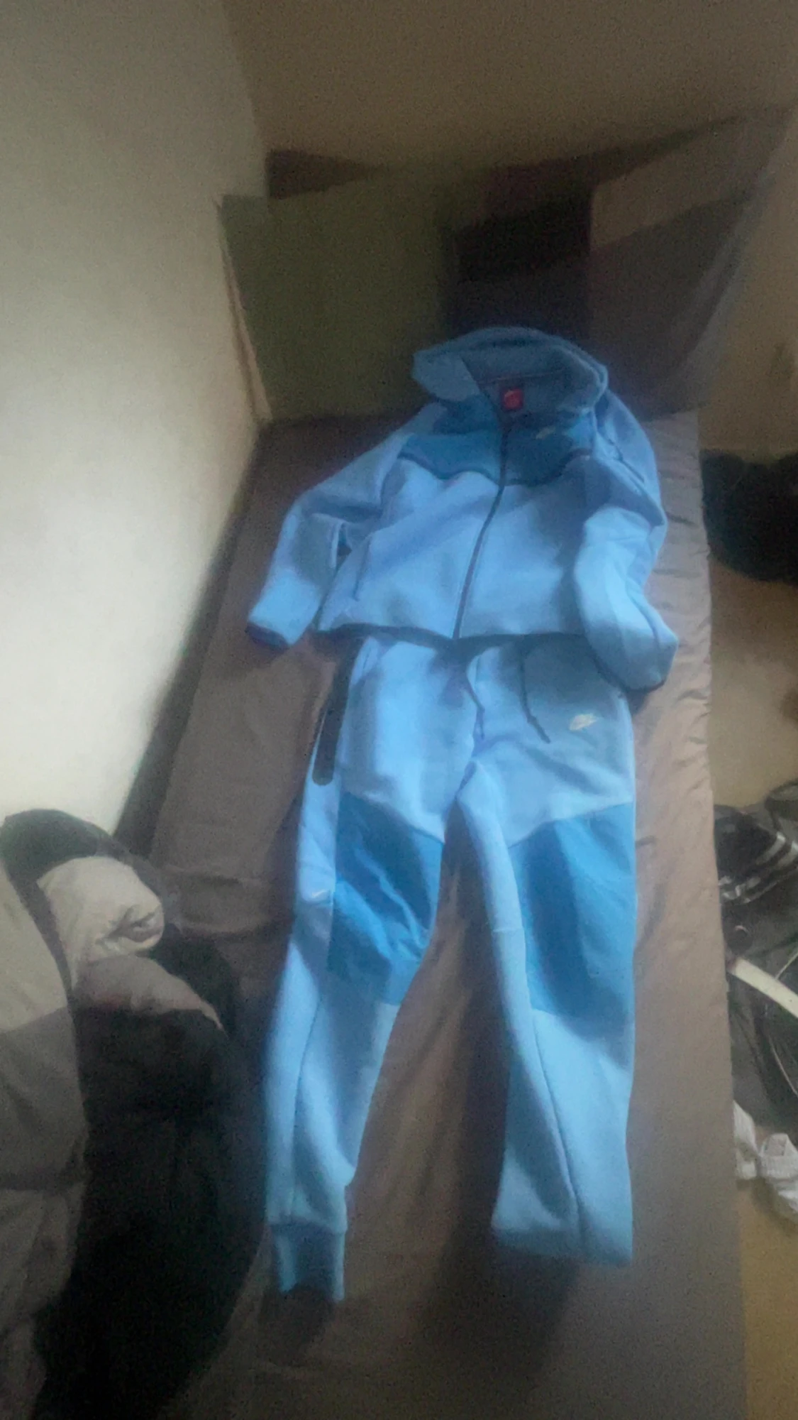 Nike ljusblå mjukisbyxor med snörning - 3