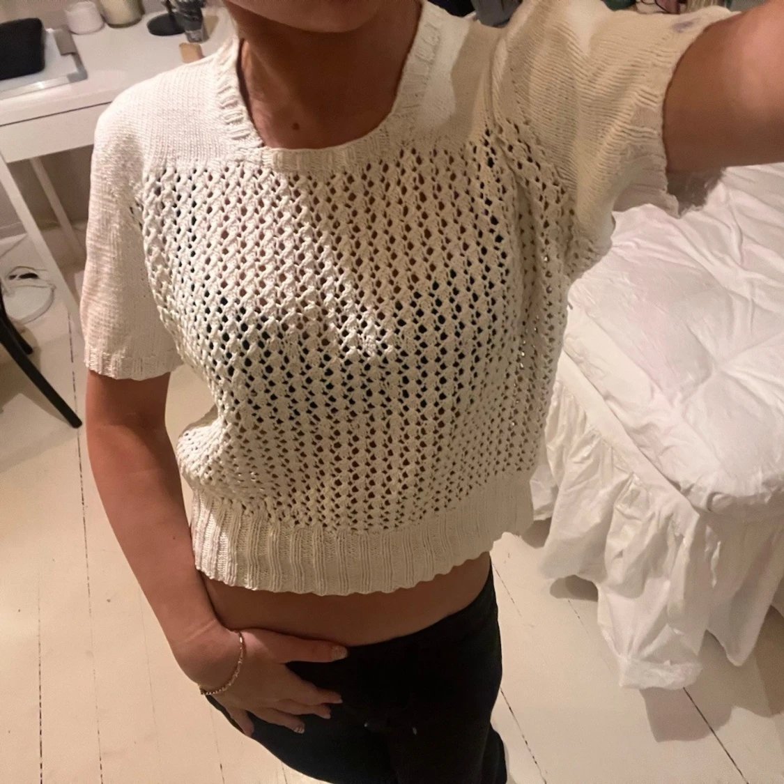 vit stickad m hålmönster - 1