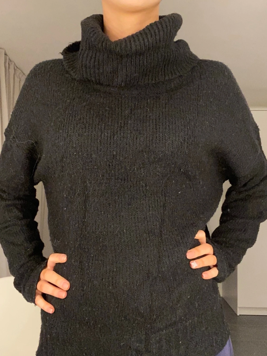 Svart stickad polotröja