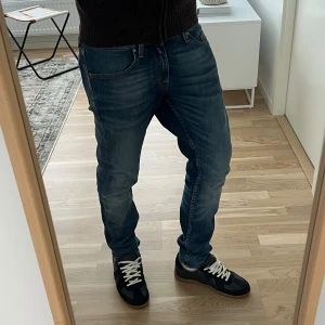 Tiger of Sweden jeans - Otroligt feta jeans i toppskick. Priser kan såklart diskuteras! 