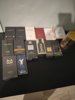 Jean Paul, Valentino born in roma  - 1 av varje 