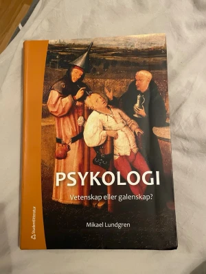 Psykologi: Vetenskap eller galenskap? - Upptäck psykologi på ett spännande och ifrågasättande sätt! Boken tar upp frågor om människans natur, känslor, intelligens och terapi. 