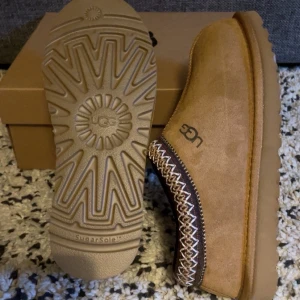 Uggs låga - Helt nya Uggs 