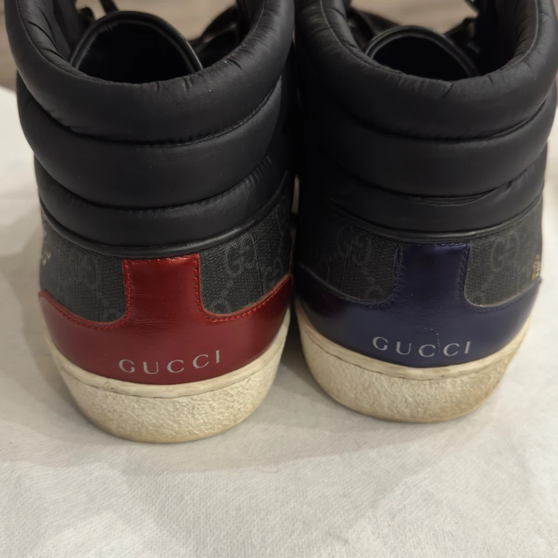 Gucci sneakers med tigerprint - 2