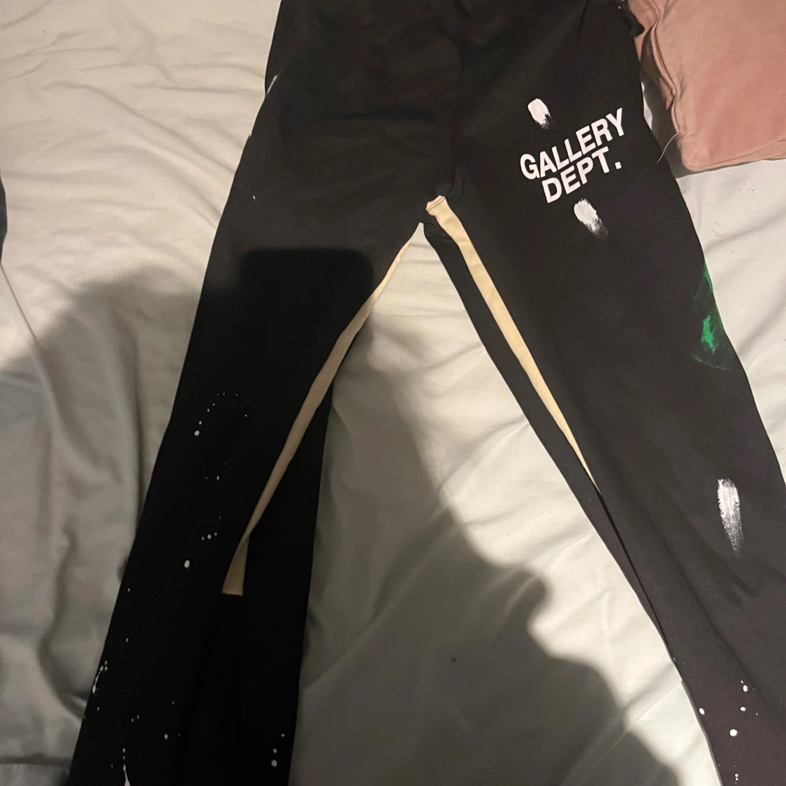 Svarta Gallery Dept. mjukisbyxor