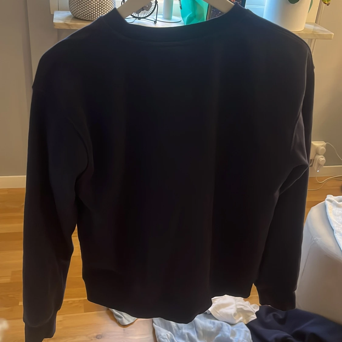 Svart Berkeley sweatshirt från H&M - 1