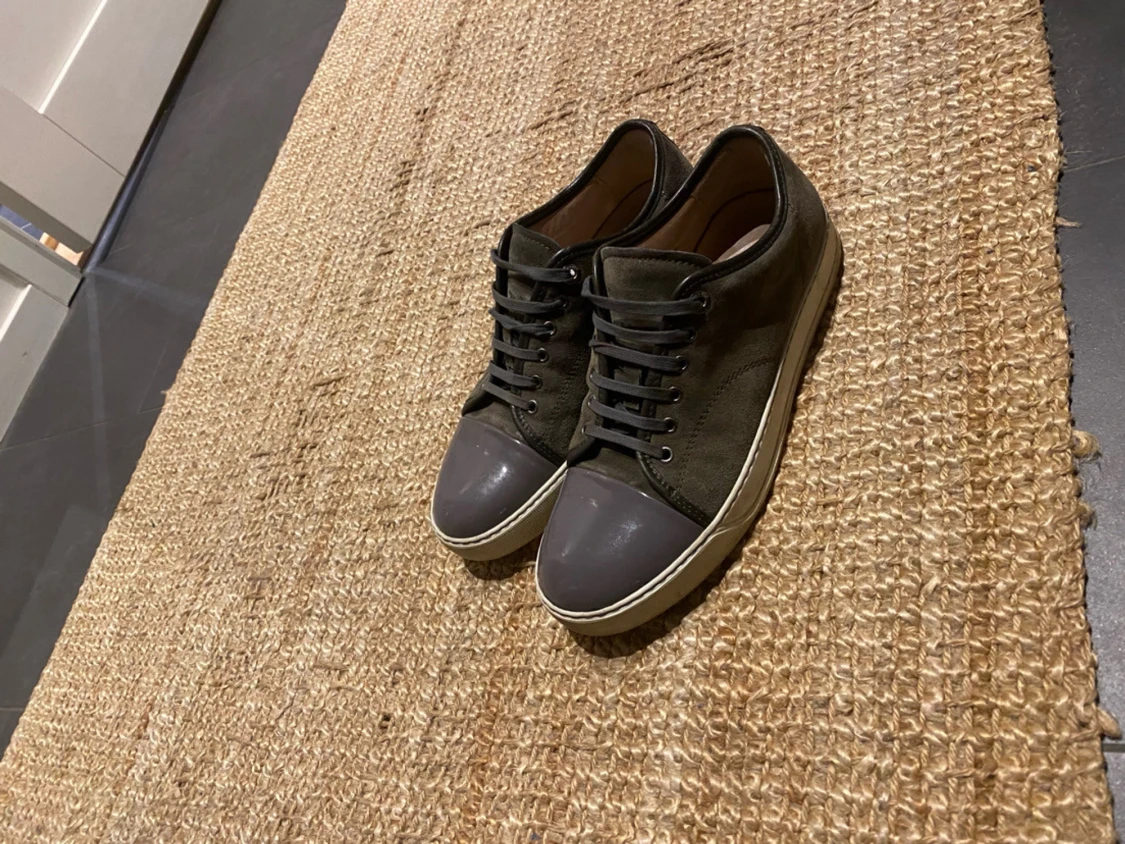Grå sneakers från Lanvin med lackad tå - 3