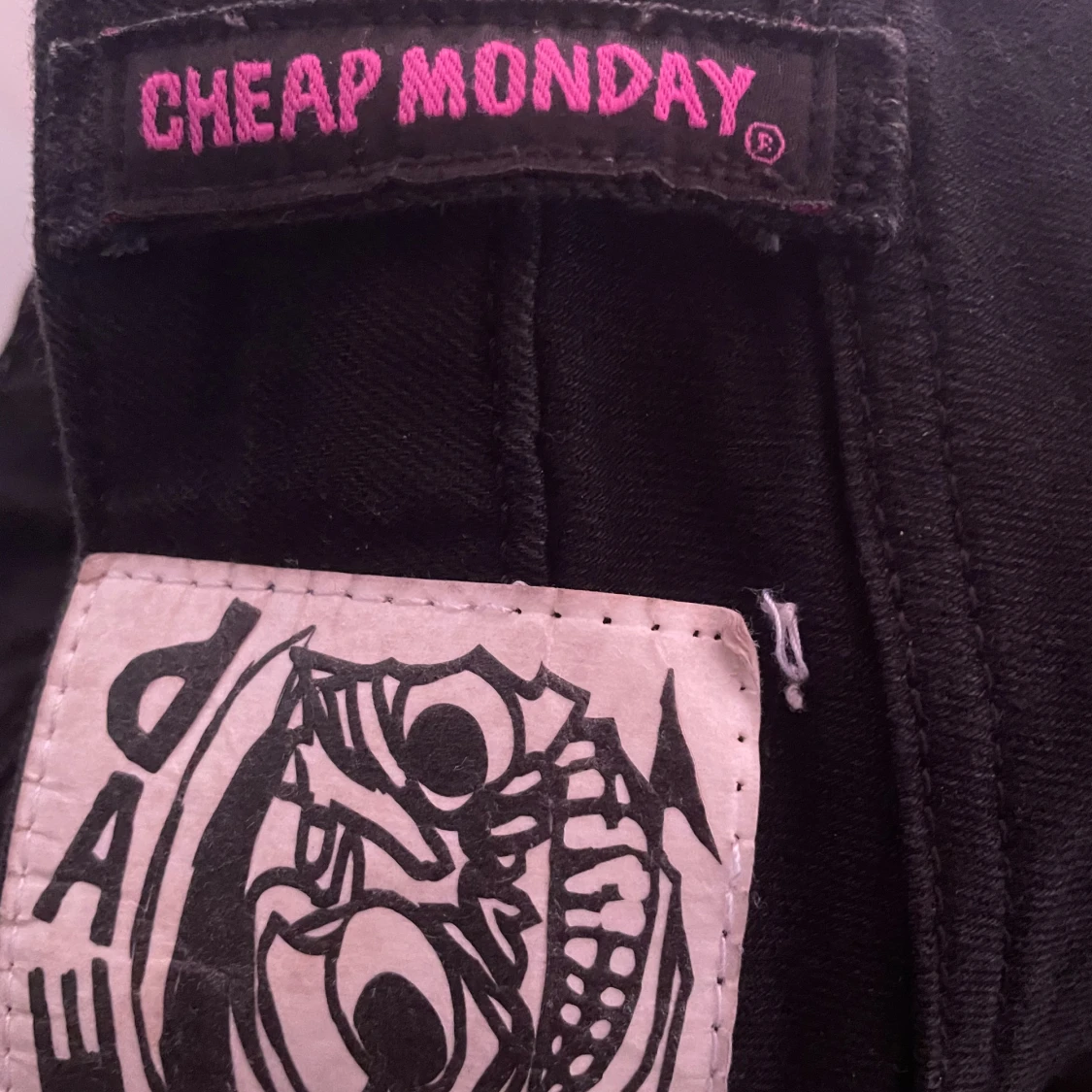 Svarta bootcut jeans från Cheap Monday - 1