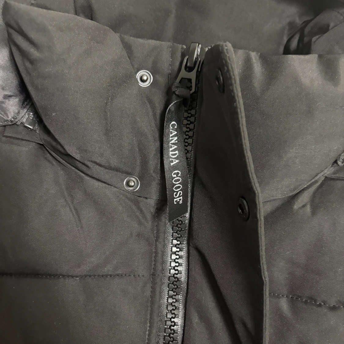 Svart dunjacka Canada Goose XS - 1