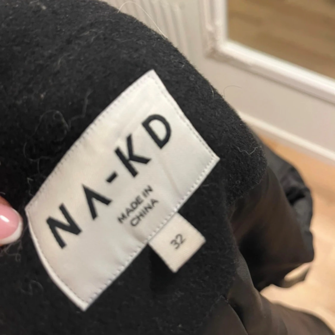 Svart kort kappa från NA-KD - 2