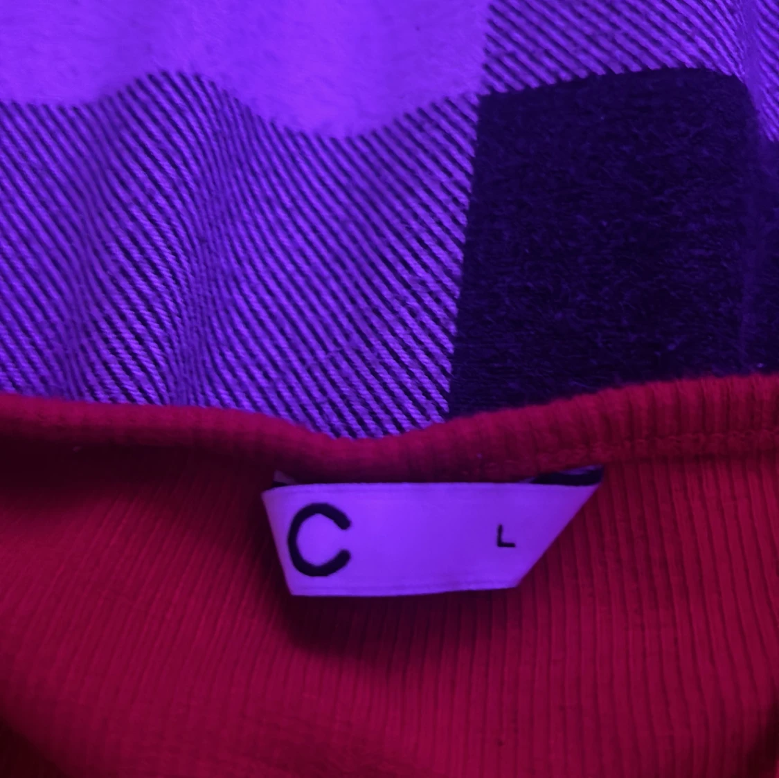 Röd croppad topp med snörning - 2