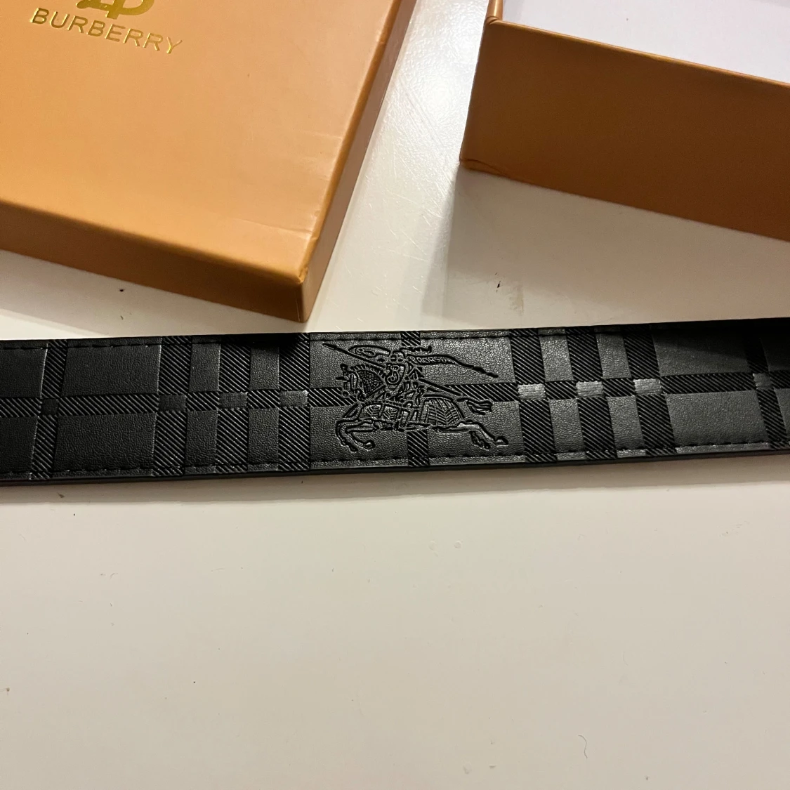 Burberry bälte med TB-spänne - 3