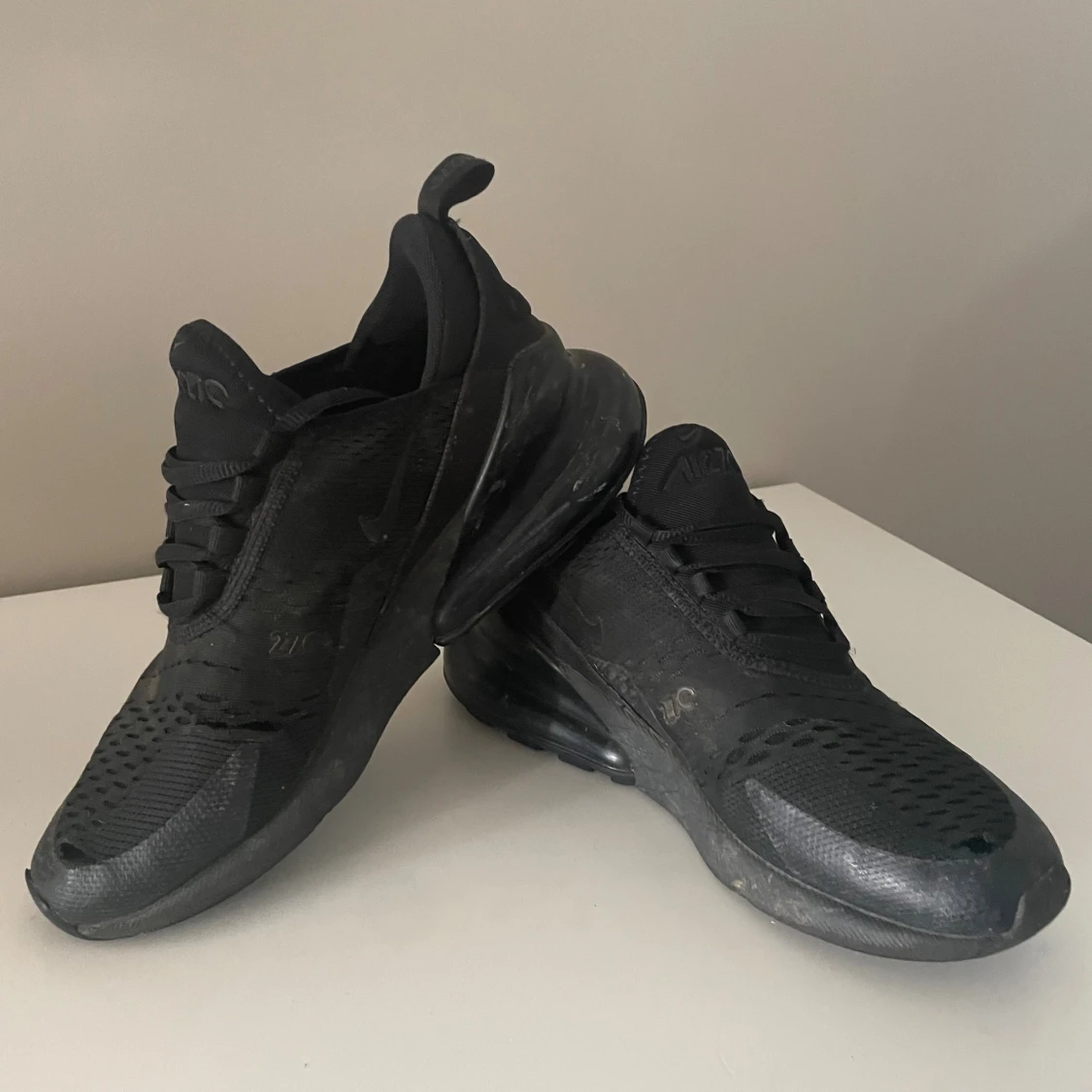 Nike Air Max 270 100% riktiga köpta från Nikes hemsida - 1