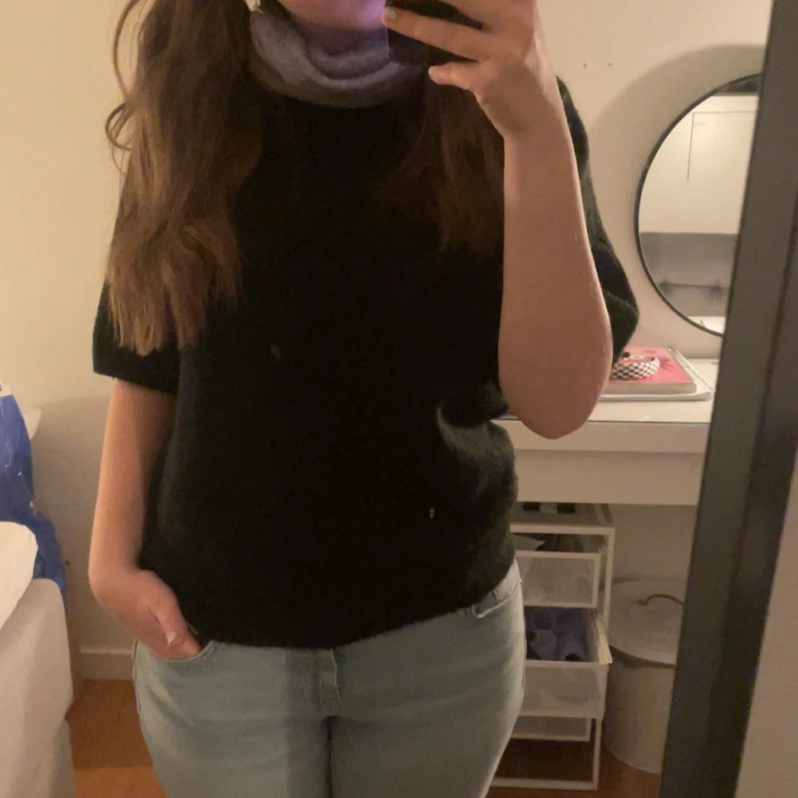 Kortärmad stickad tröja  - 1