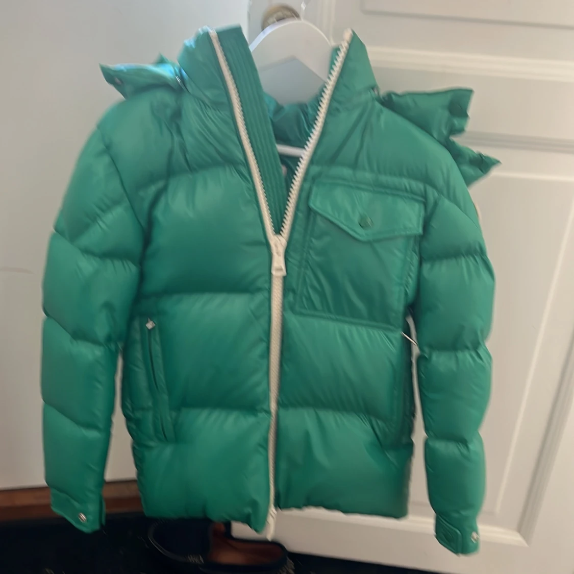 Grön Moncler pufferjacka