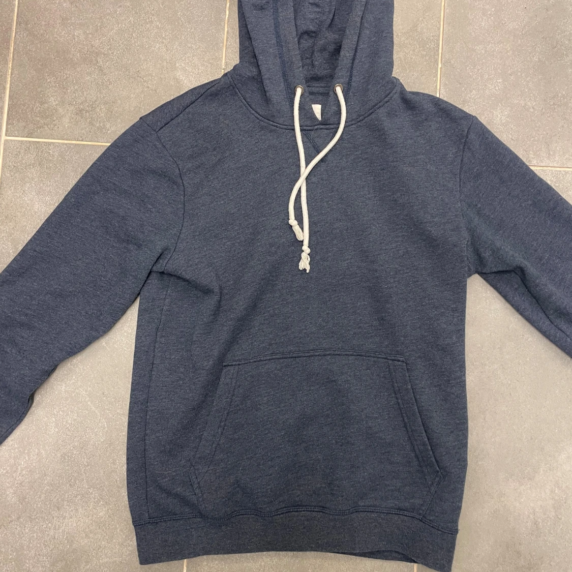 Pier one hoddie  - 1