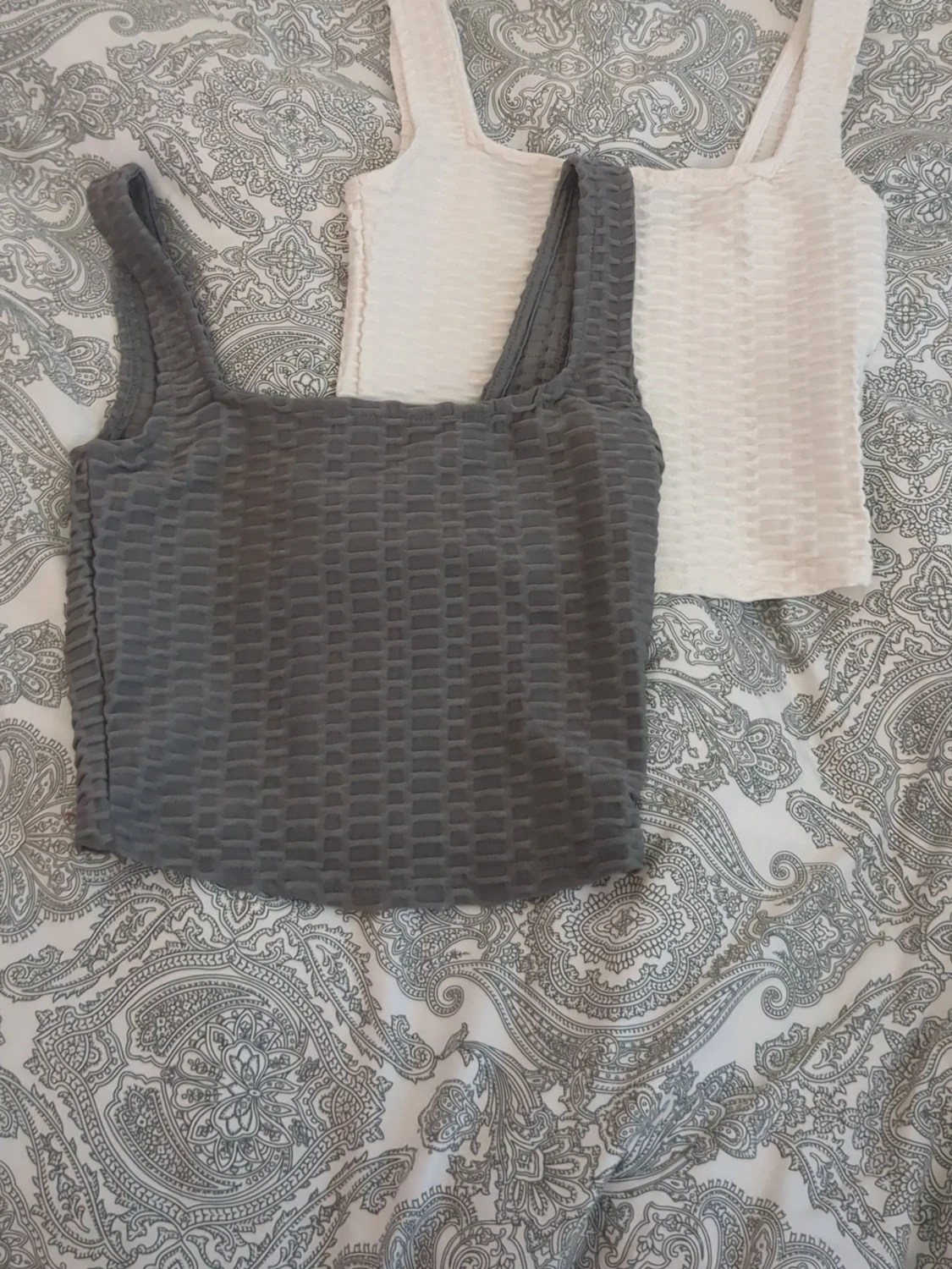 Två magtröjor ifrån new yorker🤍