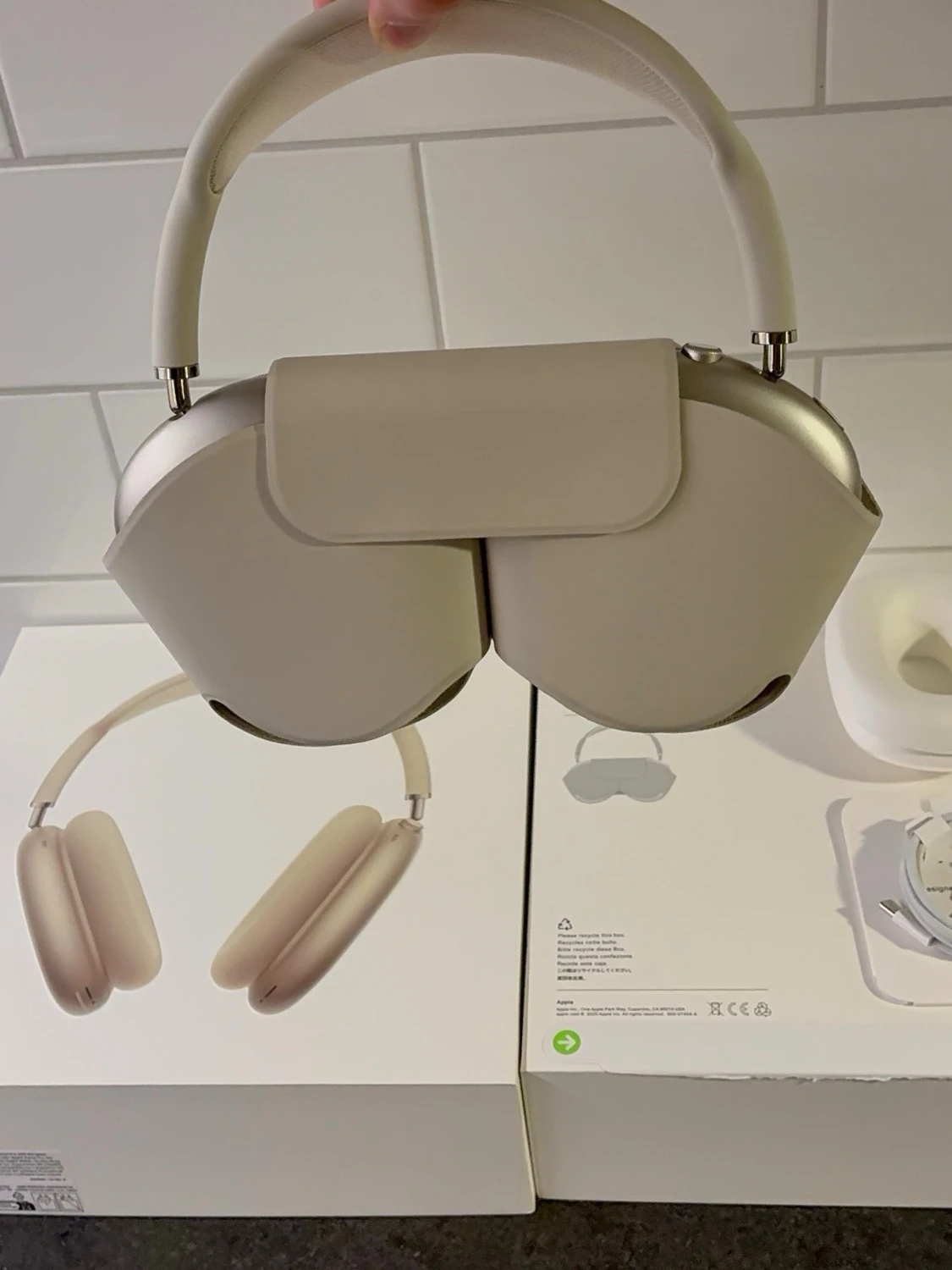 AirPods Max (NYA) - 1