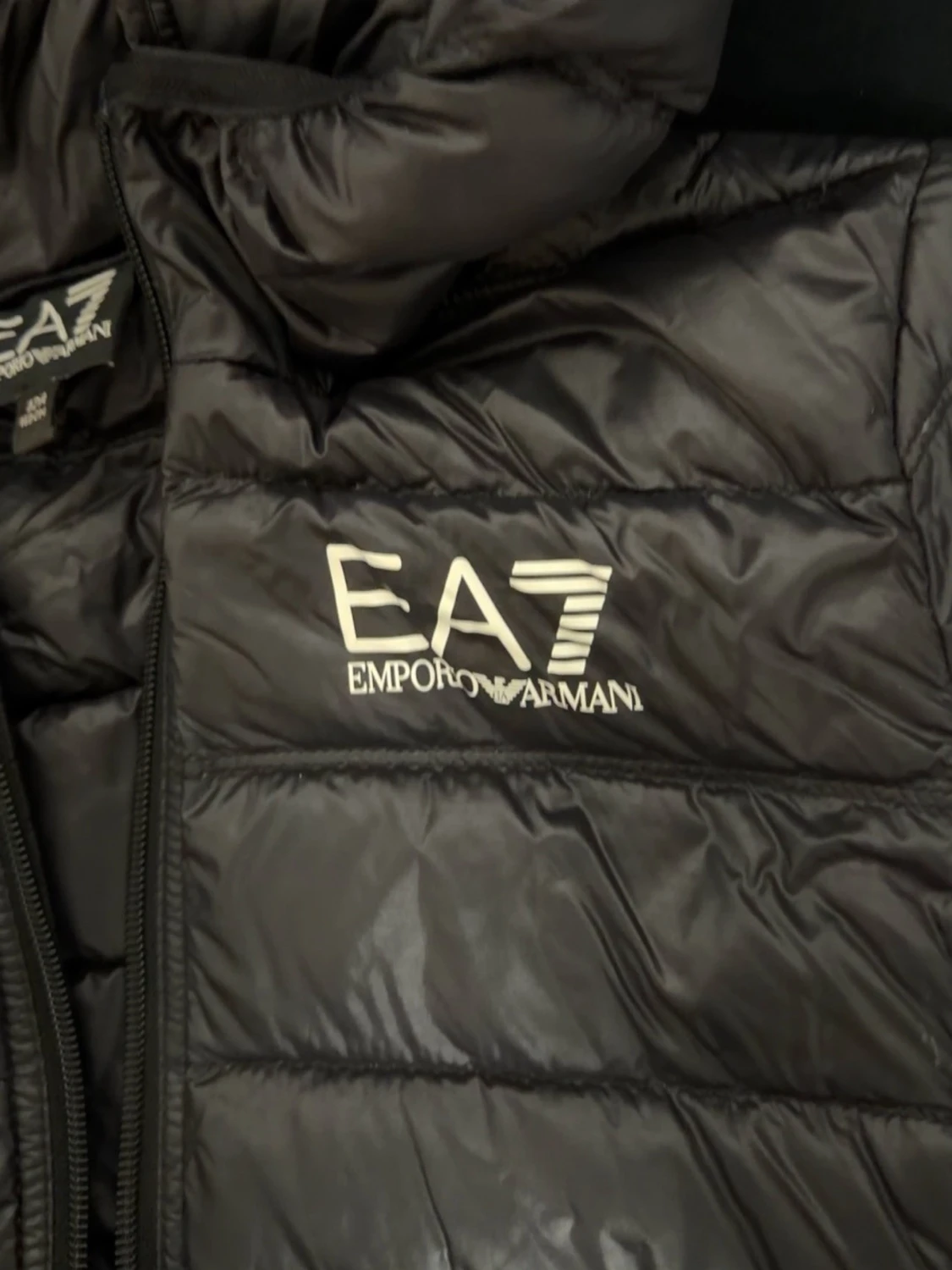 Svart dunjacka från Emporio Armani EA7 - 1