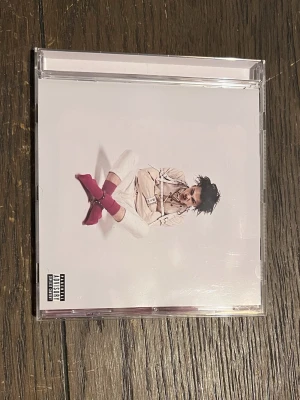 Yungblud 21st Century Liability  - Gott skick! Spelad ett par gånger så fungerar definitivt