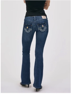 Blå bootcut jeans från true religon!! - Snygga blå bootcut jeans med broderade detaljer🩵