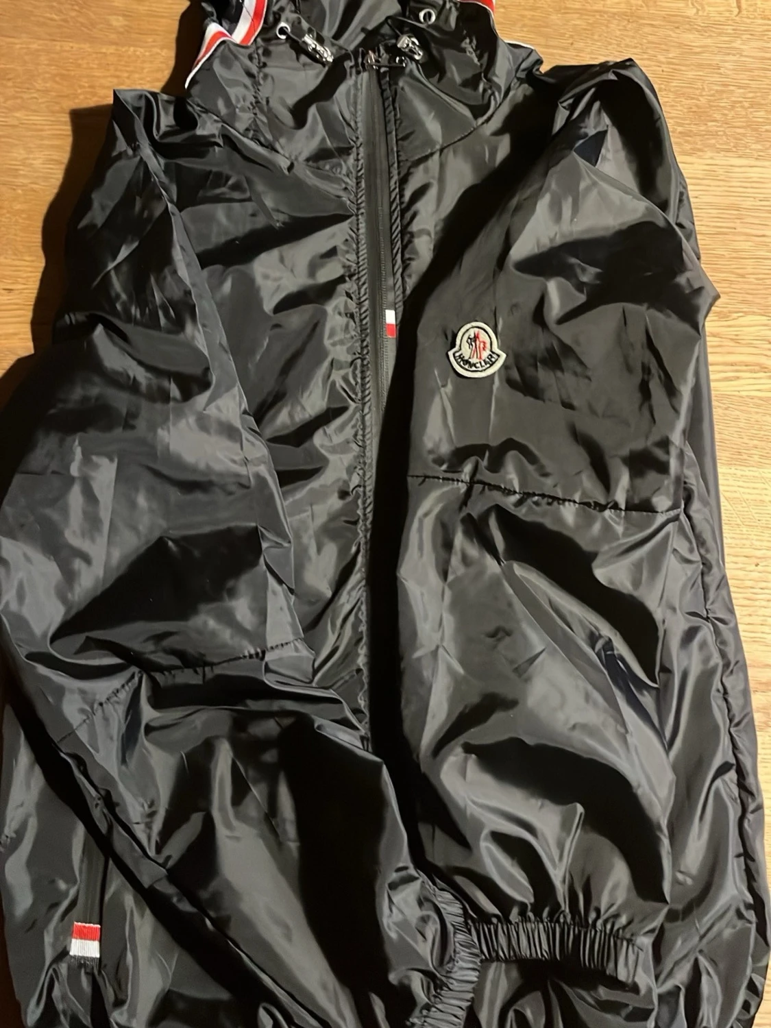 Svart vindjacka från Moncler  - 4