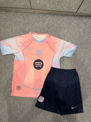 Barcelona pink training set - short and shirt, size M true to size