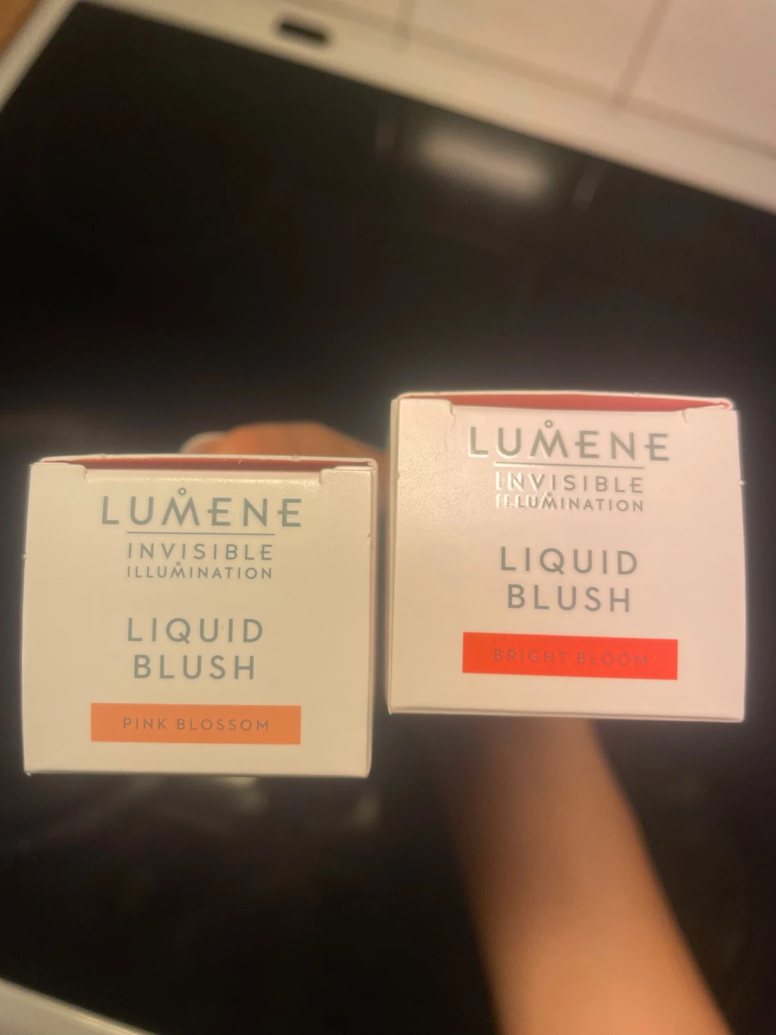 Lumene Liquid Blush Pink & Bright Bloom - 2