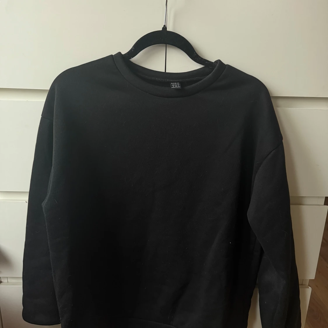 Svart sweatshirt med Brooklyn-tryck - 2