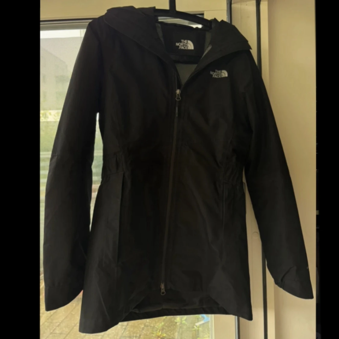 The North Face Womans jacket Size S rain regnjacka