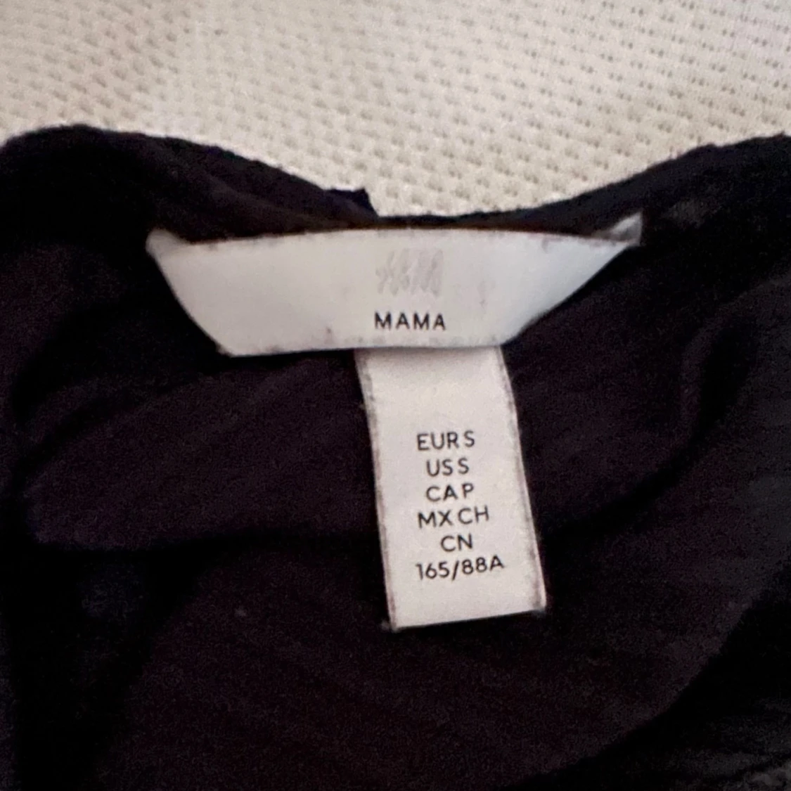 Svart ribbad långklänning H&M Mama S - 3