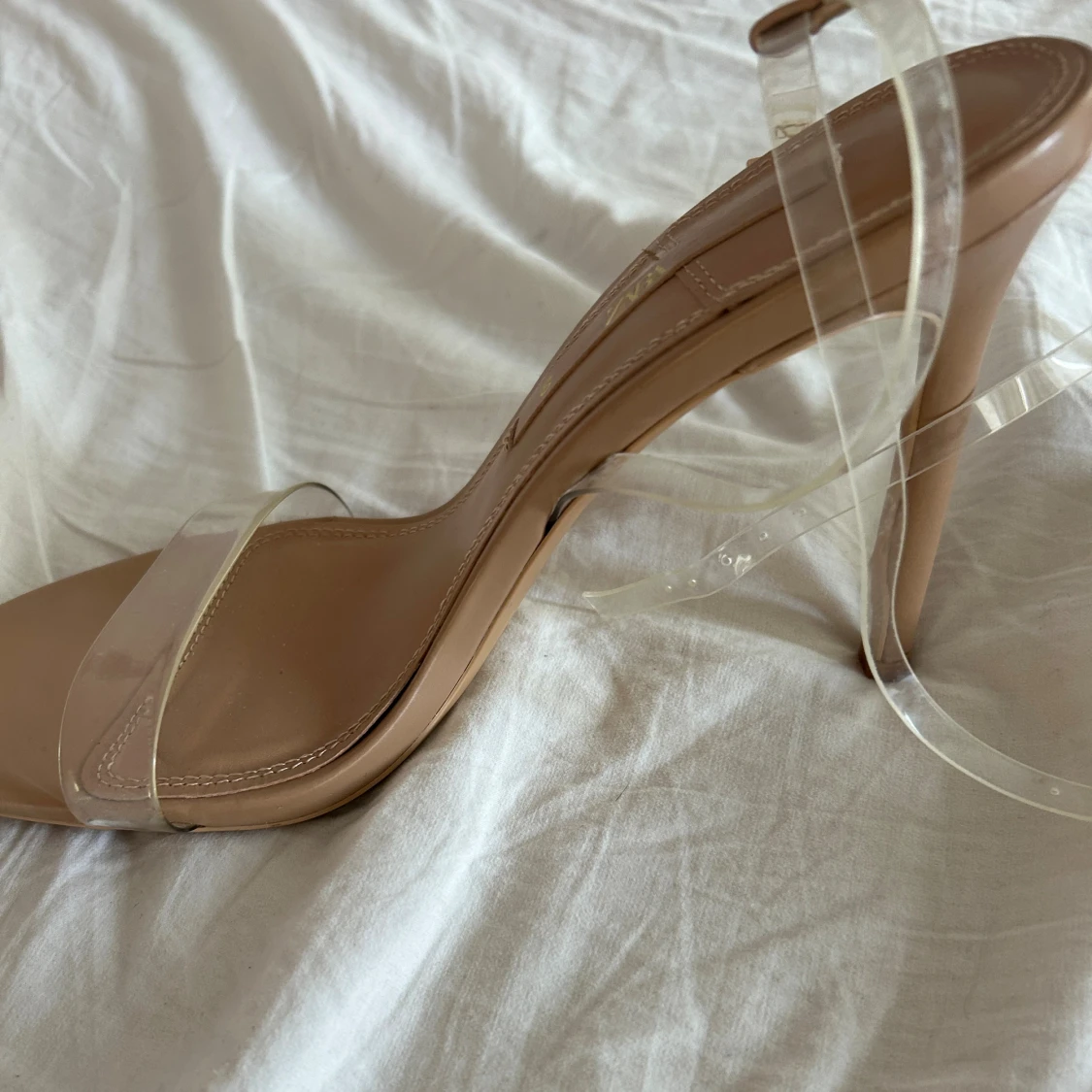 Beiga sandaler med transparent rem Zara - 1