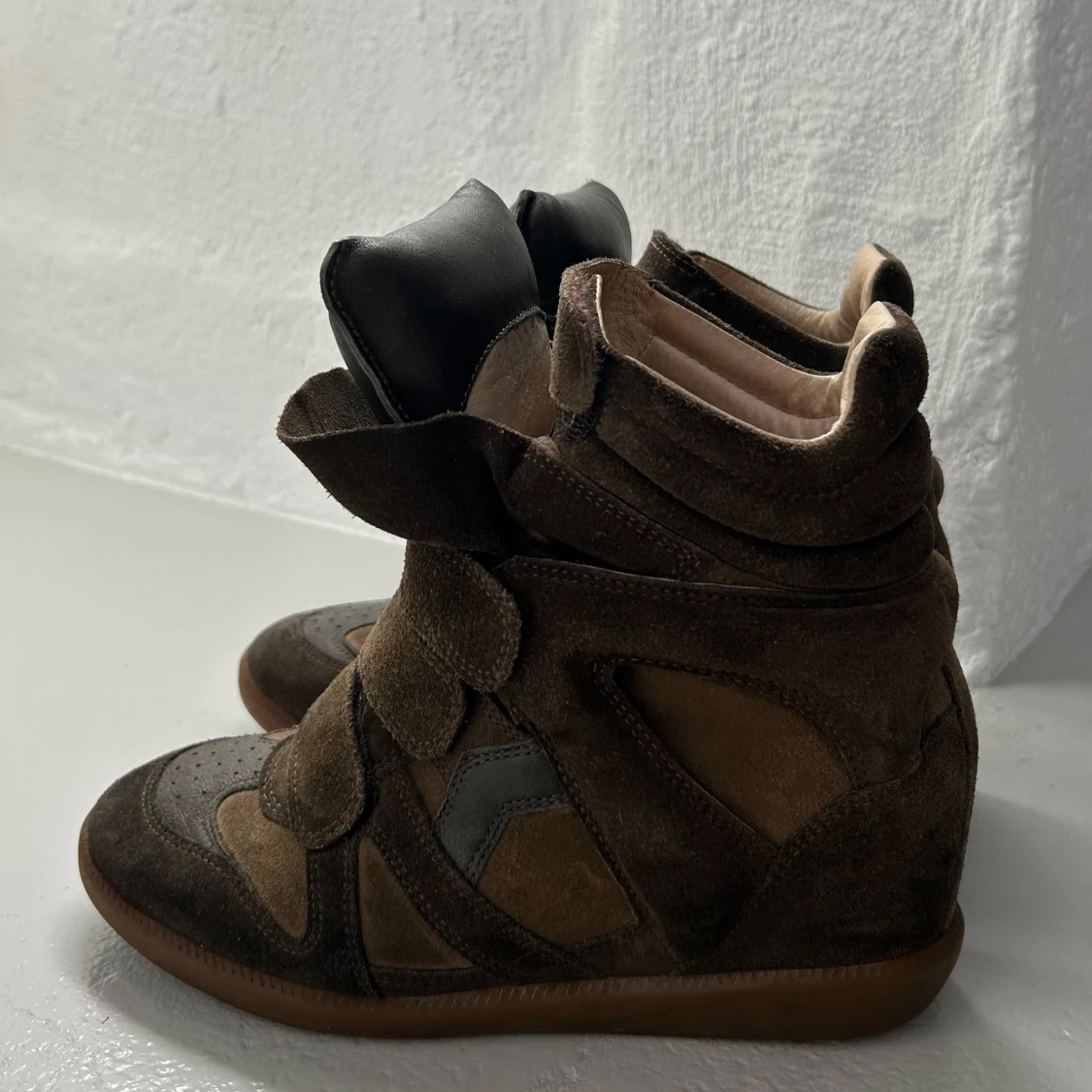 Bruna Isabel Marant Étoile sneakers