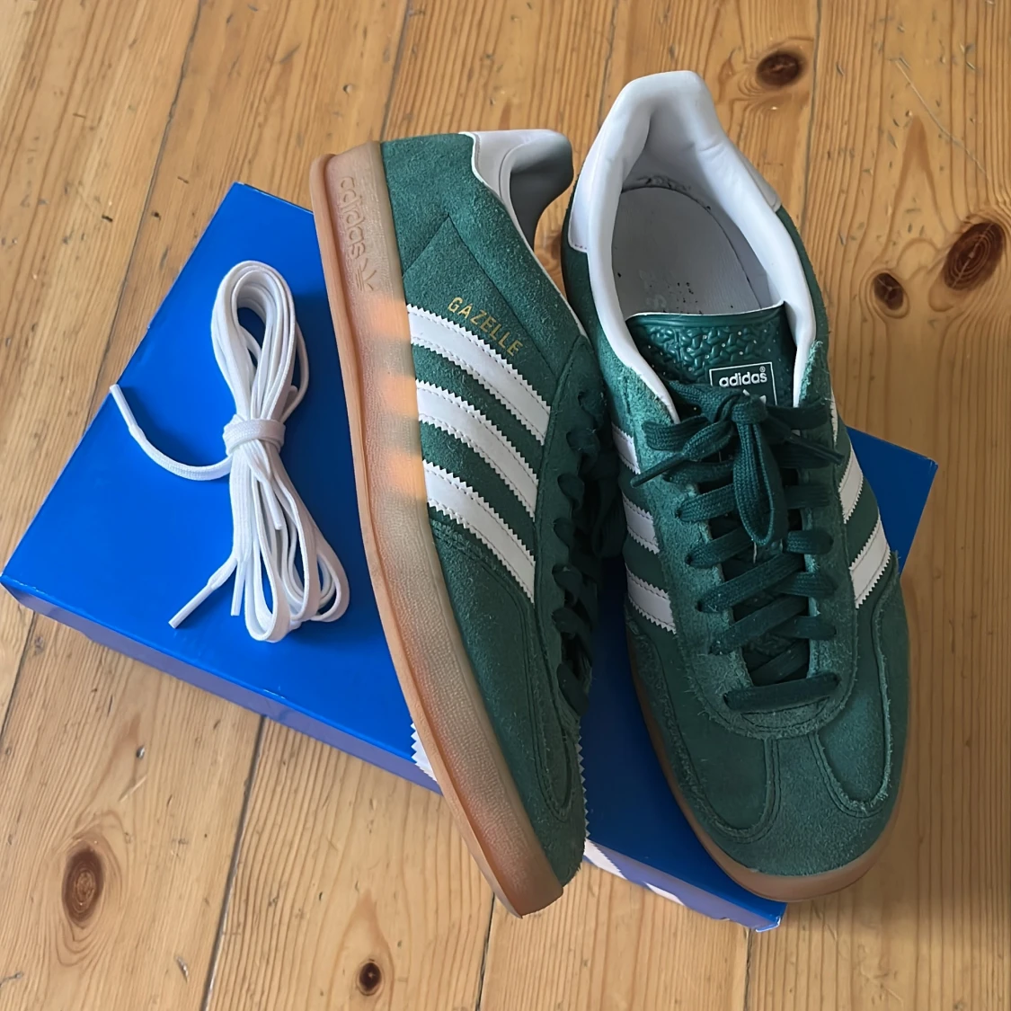 Adidas Gazelle indoor gröna sneakers mocka - 2