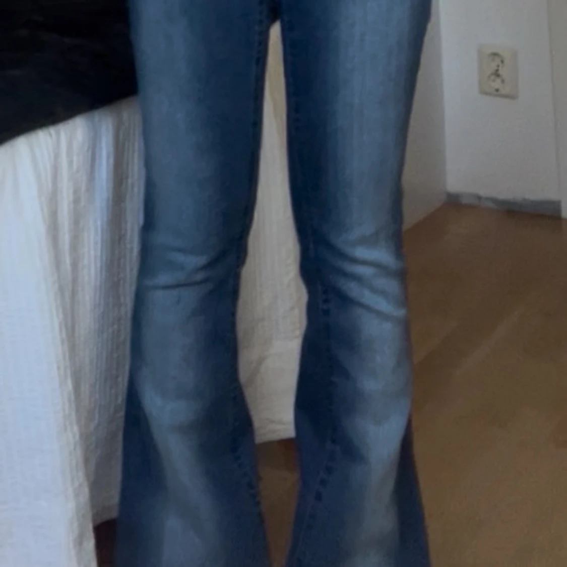Lågmidjade jeans från Gina Tricot - 2