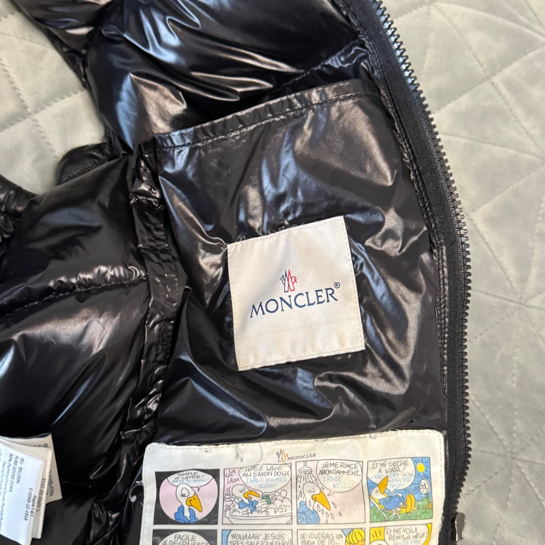 Svart dunväst från Moncler - 3